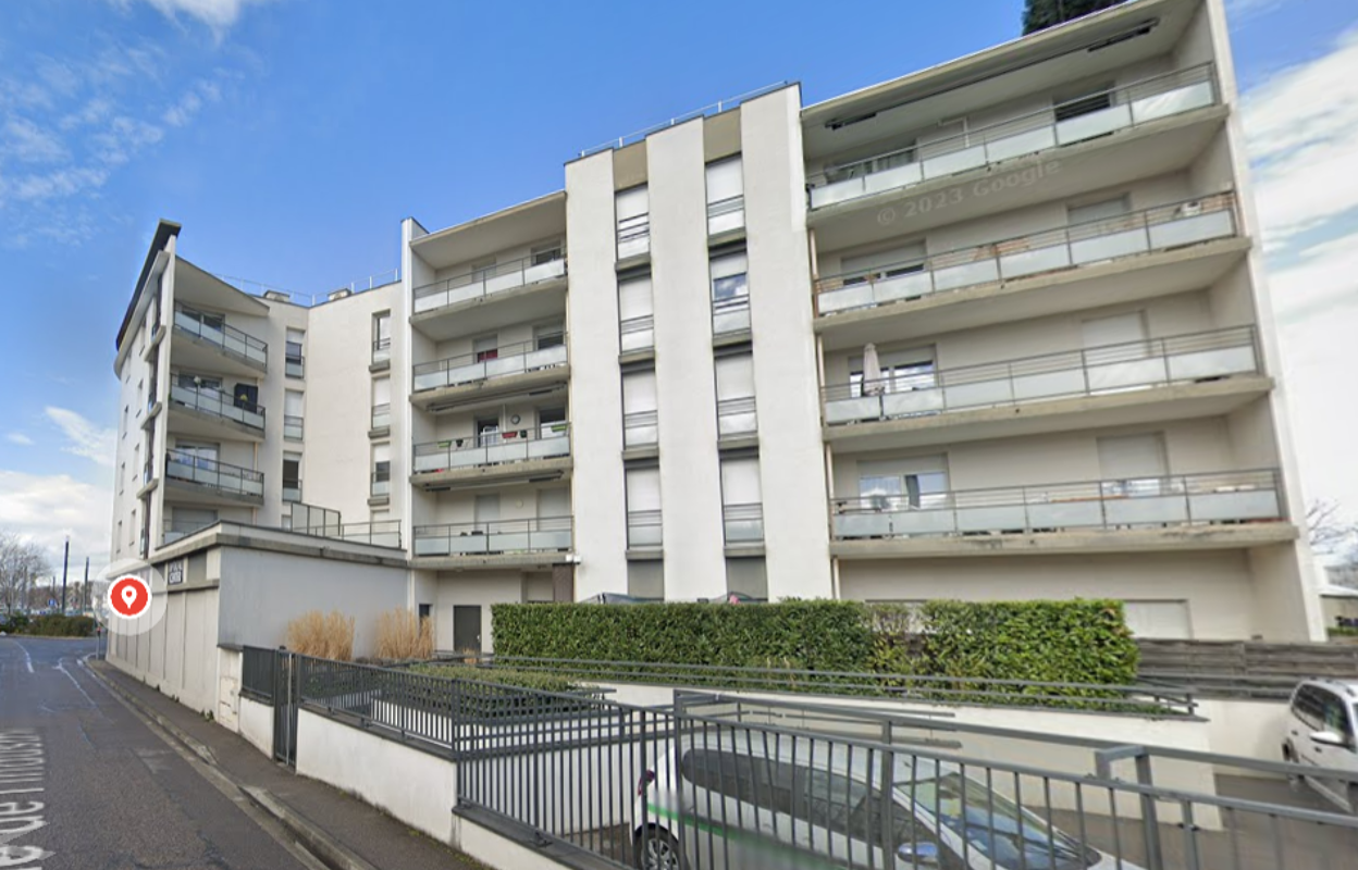 appartement 3 pièces 65 m2 à vendre à Vénissieux (69200)