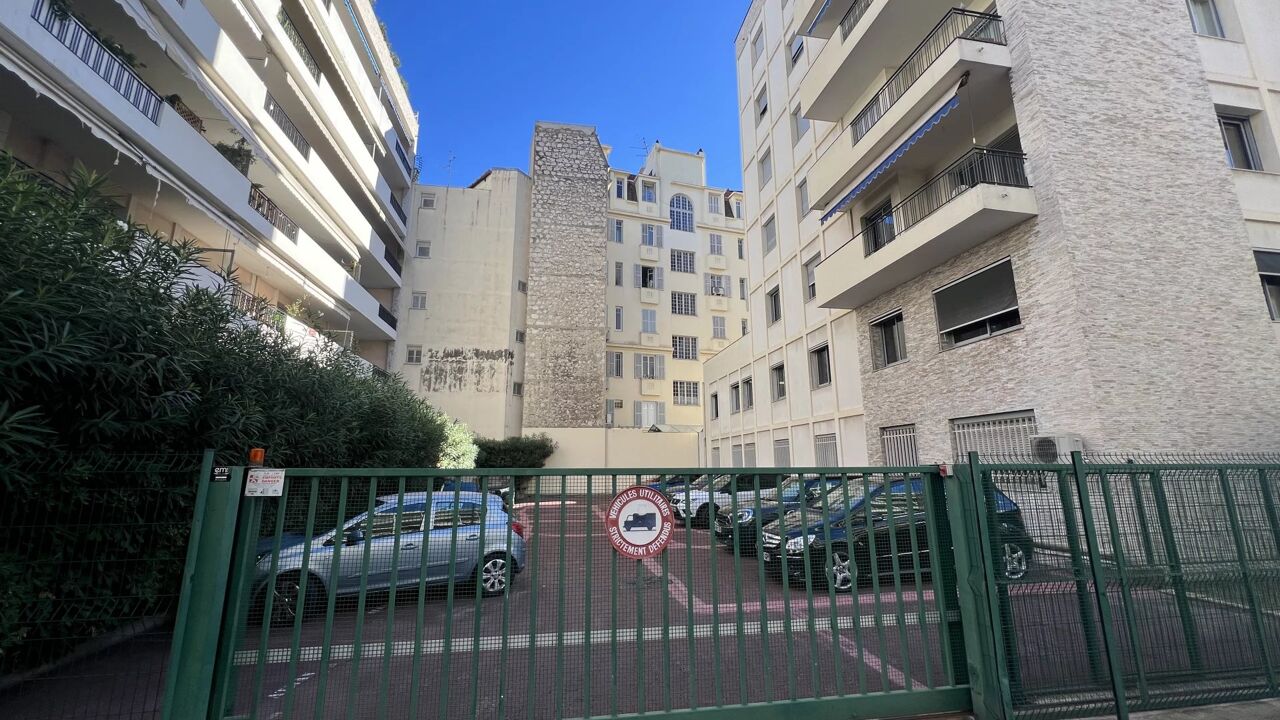 garage  pièces 20 m2 à vendre à Nice (06000)