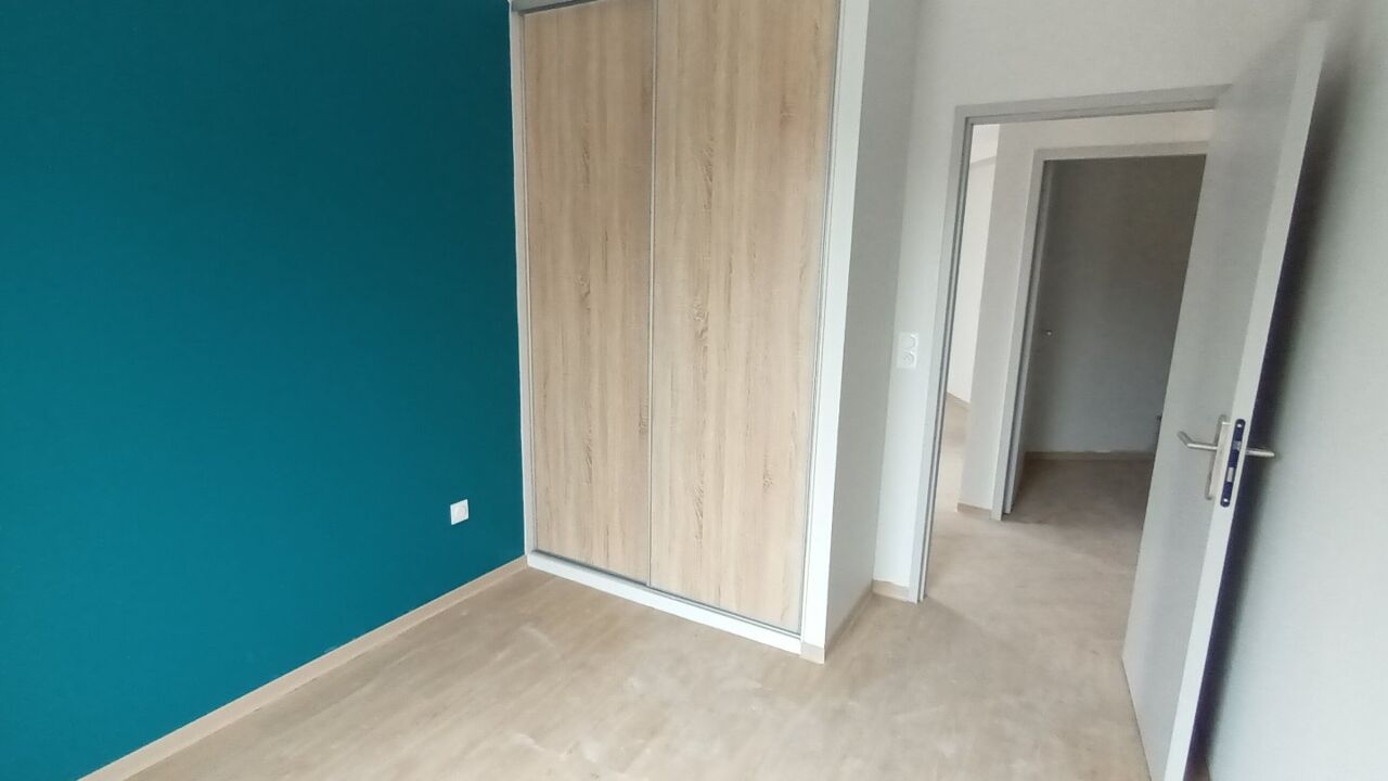 appartement 3 pièces 72 m2 à louer à Rignac (12390)