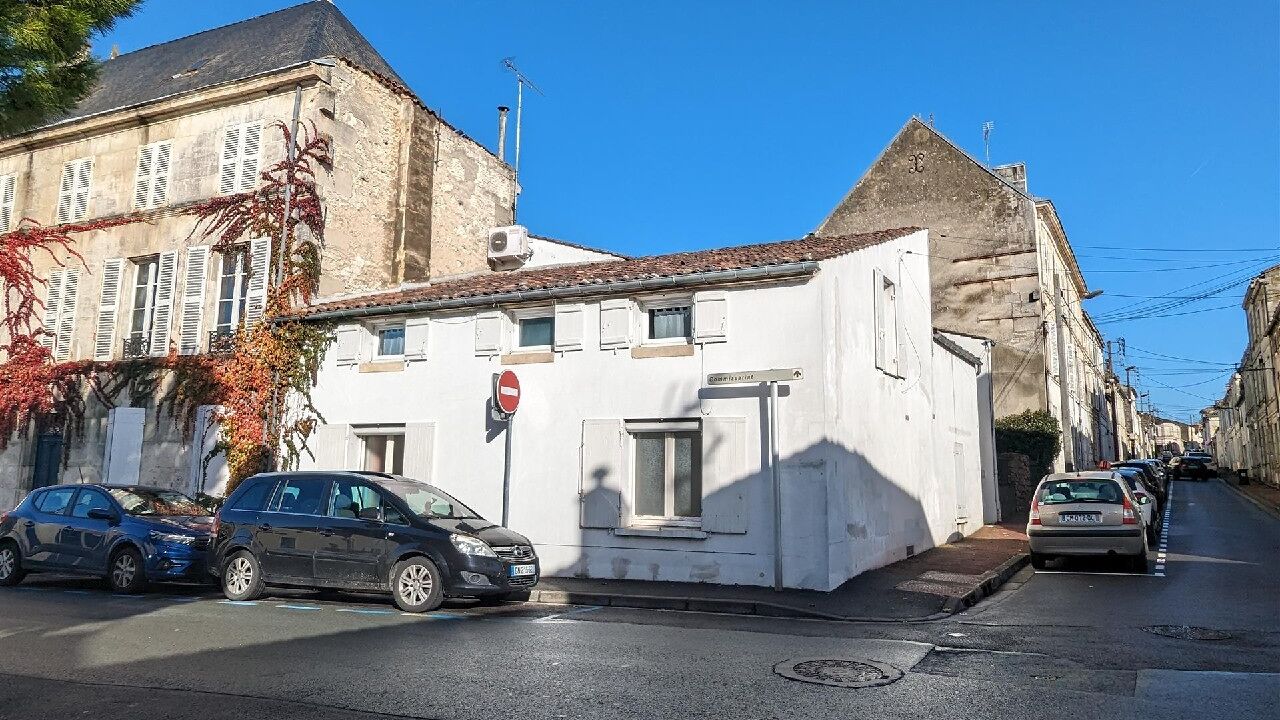 immeuble  pièces 155 m2 à vendre à Cognac (16100)