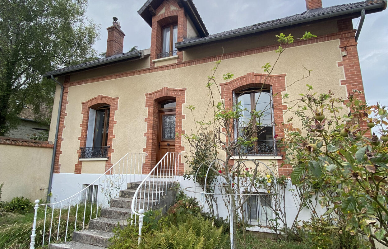 maison 5 pièces 135 m2 à vendre à Moret-sur-Loing (77250)