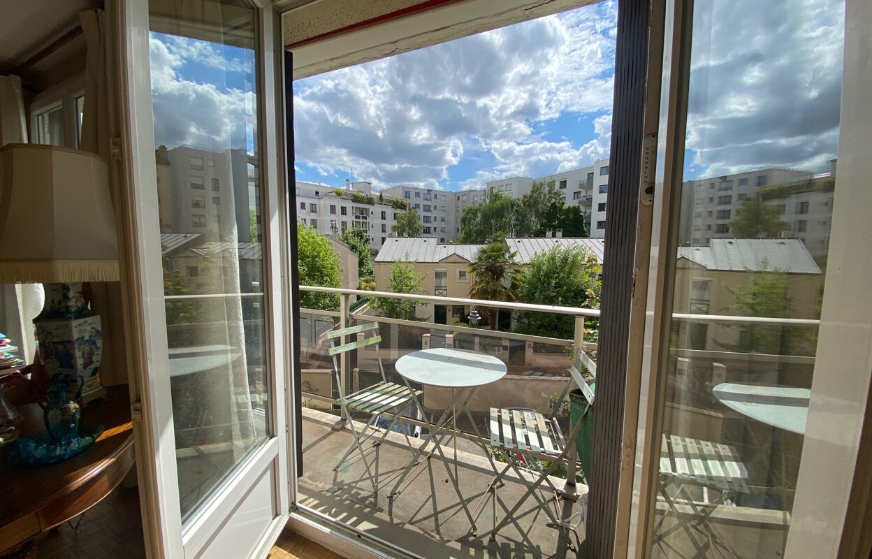 appartement 3 pièces 69 m2 à vendre à Issy-les-Moulineaux (92130)