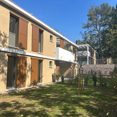 Appartement 4 pièces 846410 €