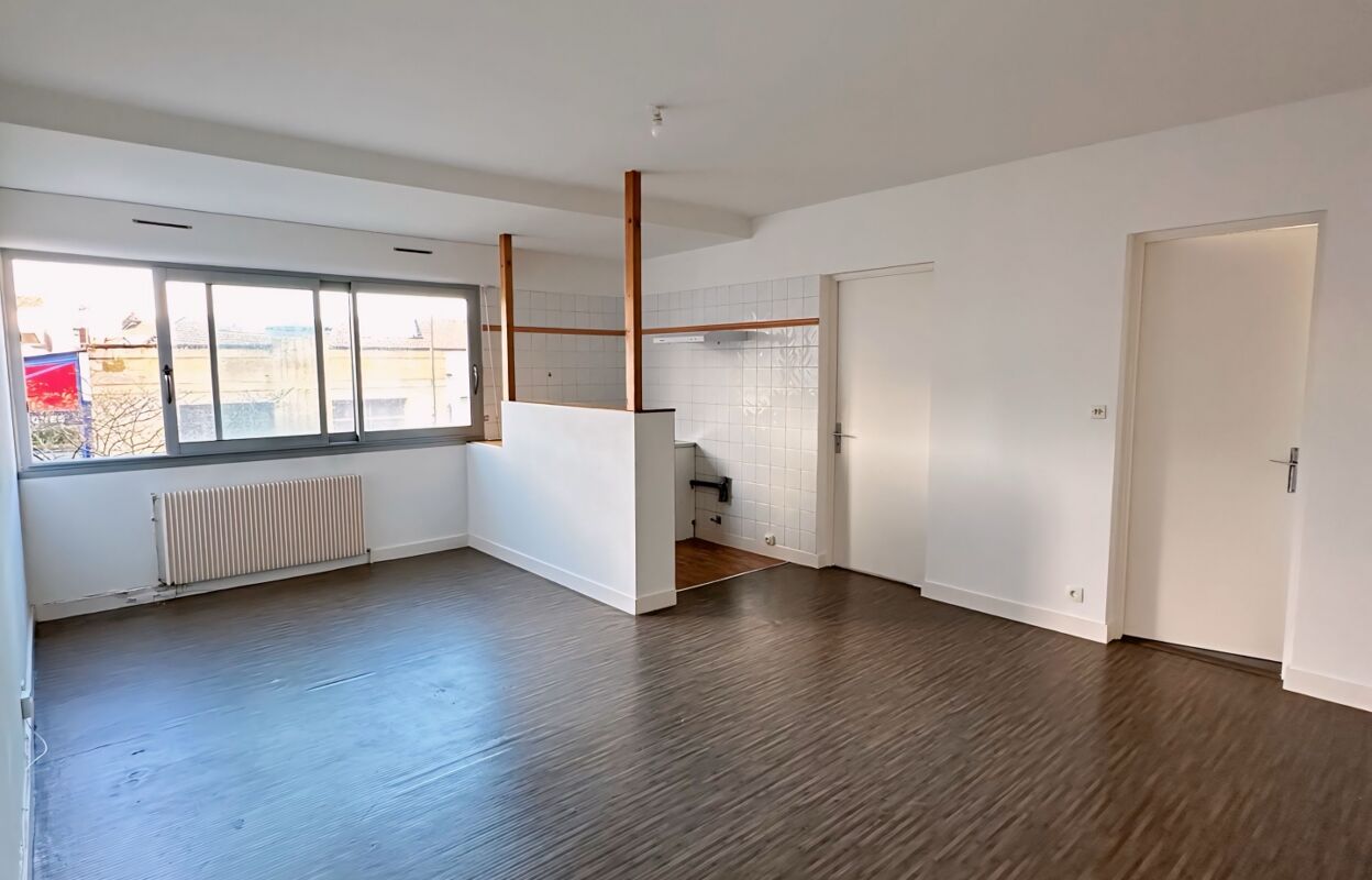 appartement 2 pièces 45 m2 à vendre à Bordeaux (33300)