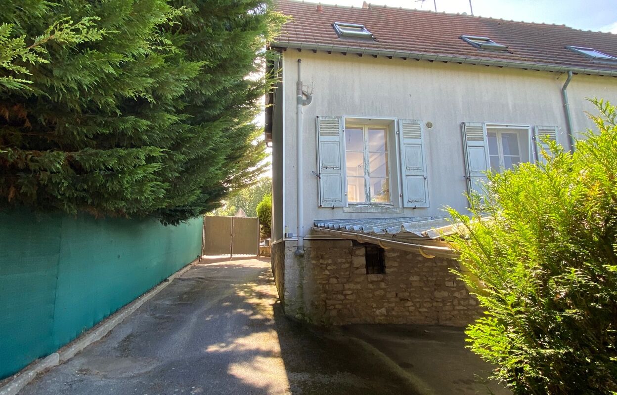 maison 4 pièces 72 m2 à vendre à Senlis (60300)