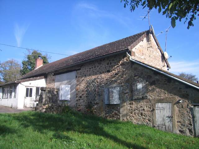 FERMETTE A VENDRE PROCHE SEMELAY — photo du bien