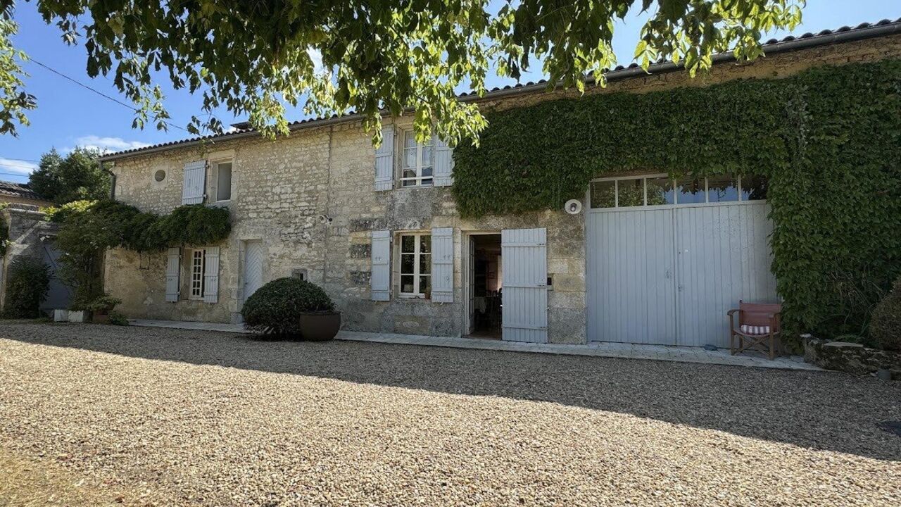 maison 7 pièces 208 m2 à vendre à Vars (16330)