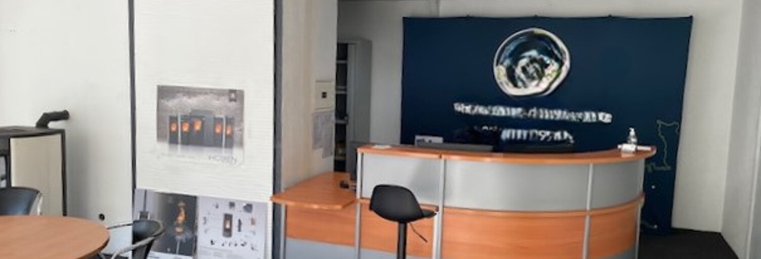 Commerce  115 m² à louer à Pontivy (56300)