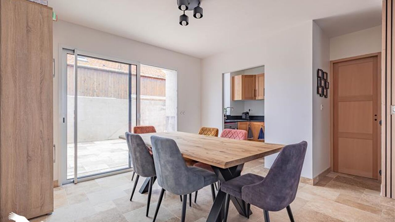 maison 5 pièces 92 m2 à vendre à Saint-Just-Luzac (17320)