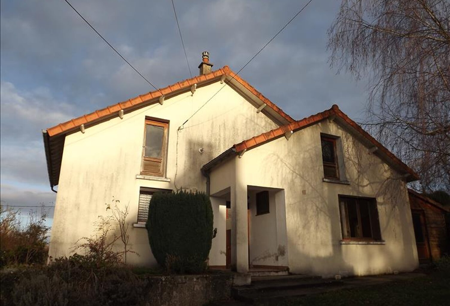 Maison en pierre de 3 pièces principales — photo 1