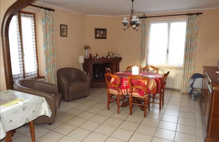 Maison en pierre de 3 pièces principales — photo 3