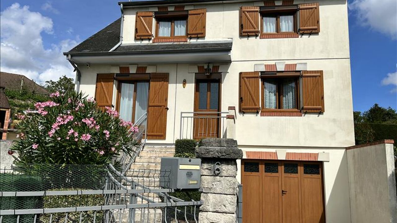 maison 5 pièces 113 m2 à vendre à Vierzon (18100)