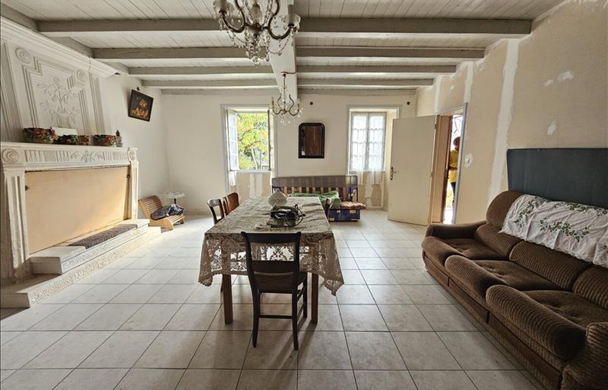 maison 5 pièces 120 m2 à vendre à Saintes (17100)