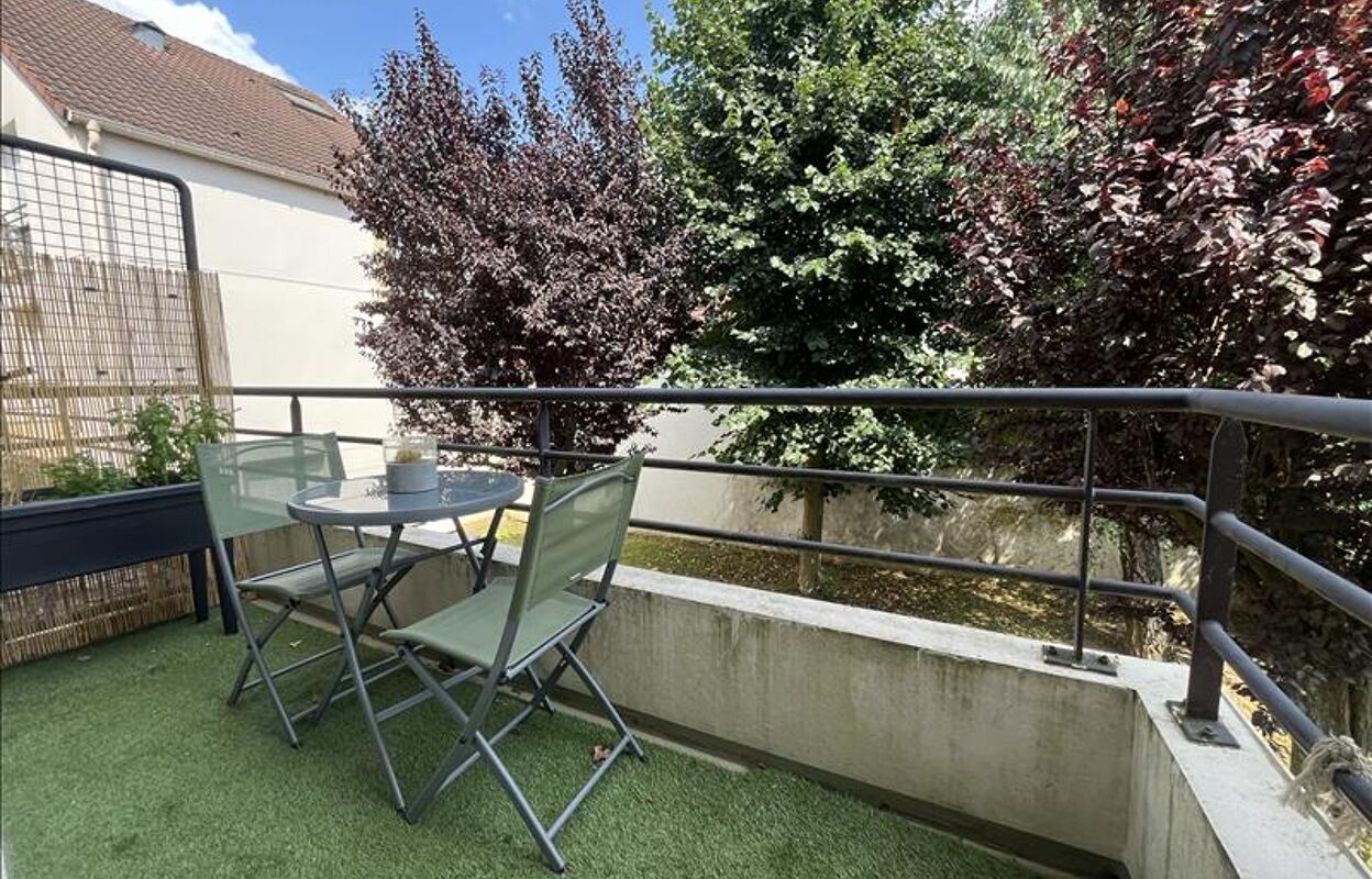 appartement 2 pièces 38 m2 à vendre à Plaisir (78370)