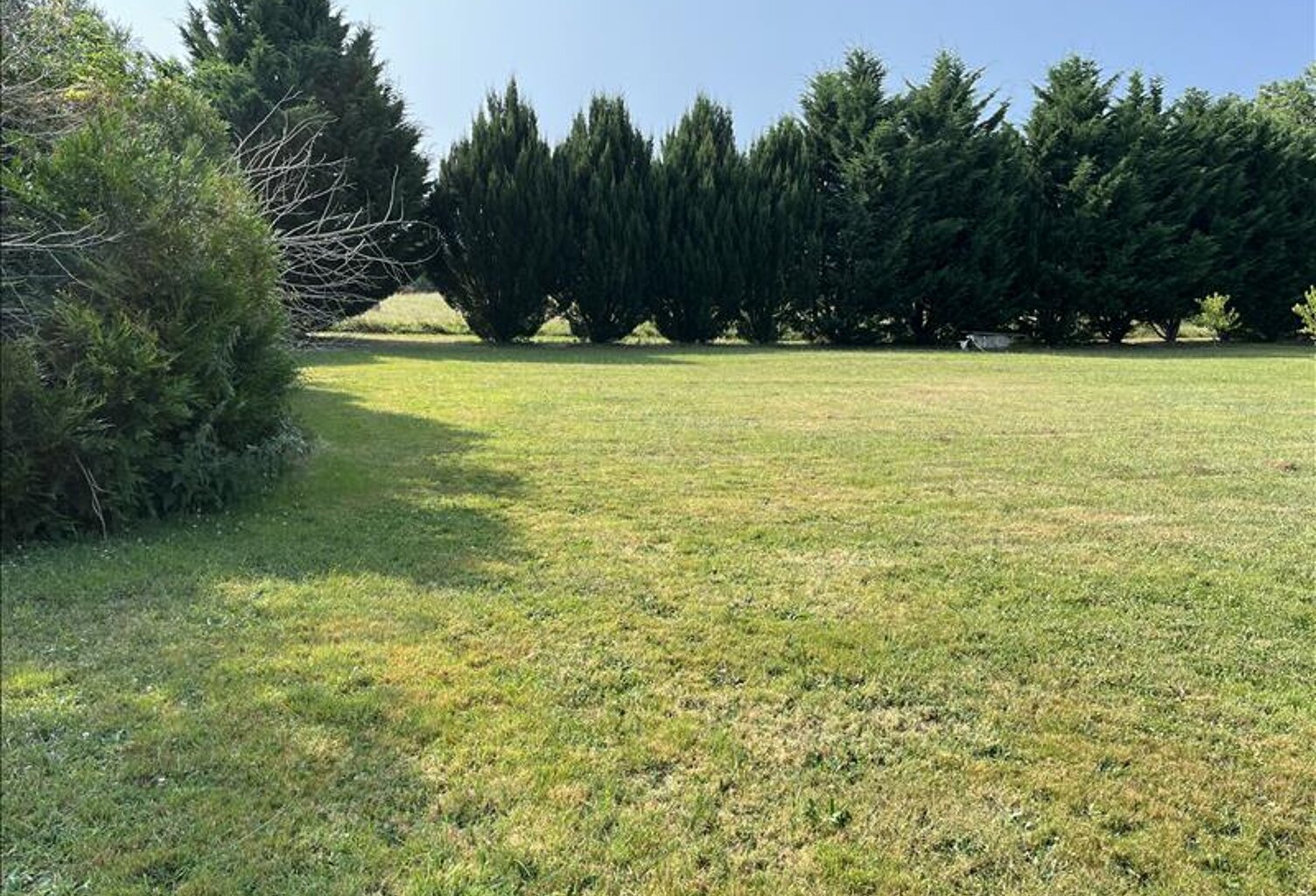 Terrain à bâtir de 0 pièces principales — photo 1
