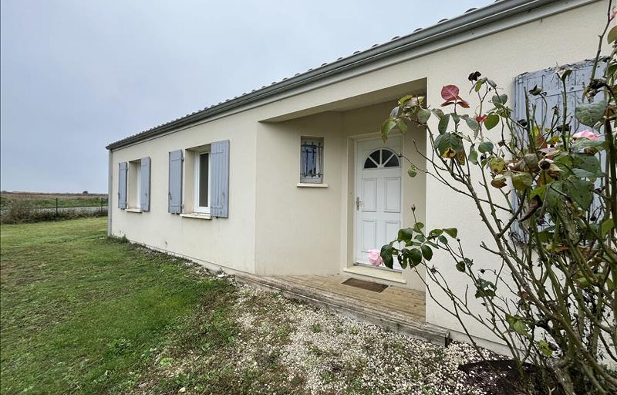 maison 4 pièces 96 m2 à vendre à Saint-Porchaire (17250)