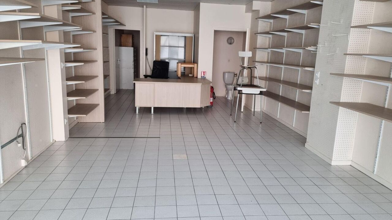 commerce 2 pièces 60 m2 à louer à Chambéry (73000)