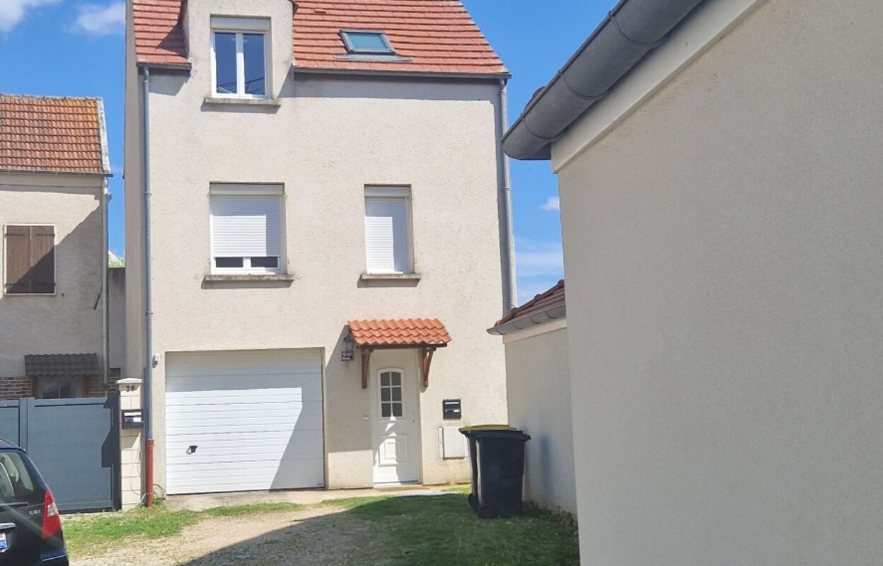 maison 4 pièces 96 m2 à vendre à Charny (77410)