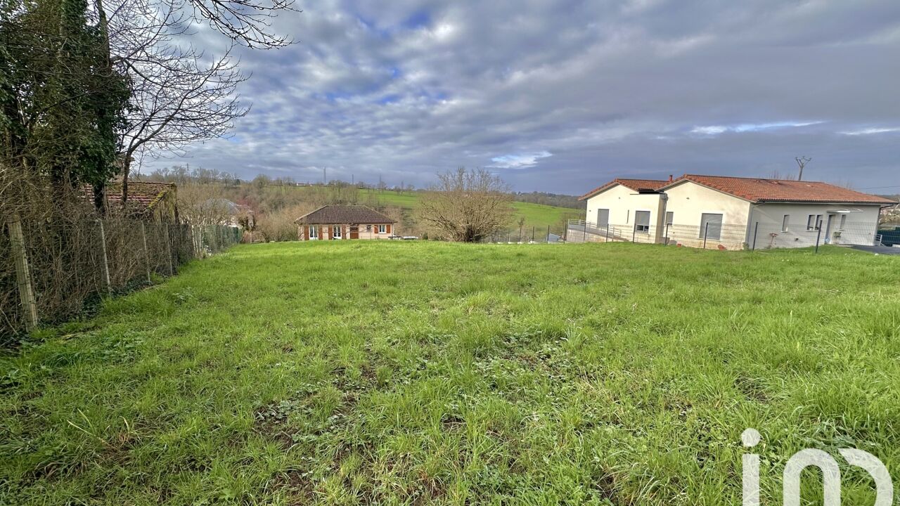 terrain  pièces 1590 m2 à vendre à Saint-Junien (87200)