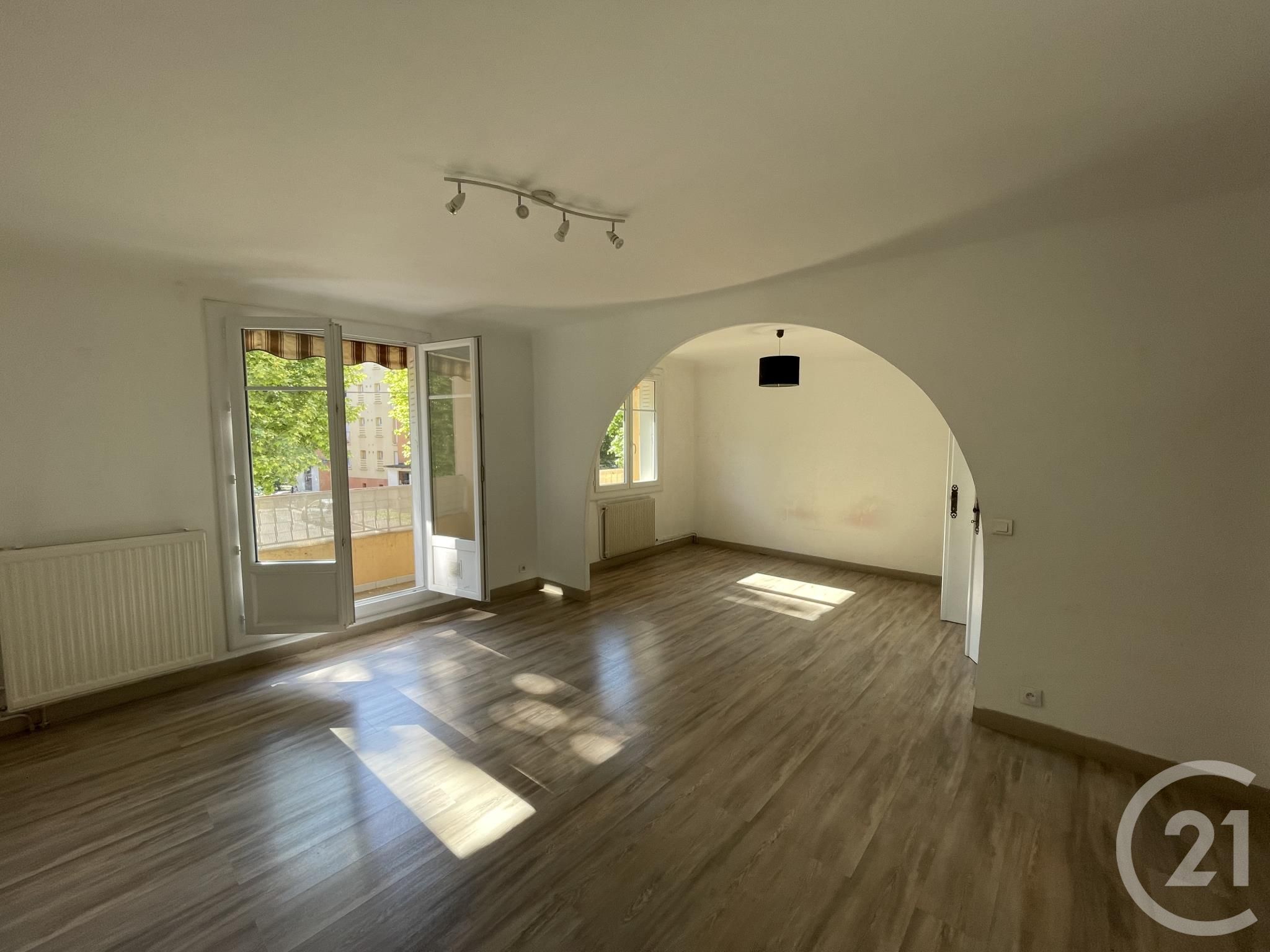 Appartement 4 pièces  à louer Aubagne 13400