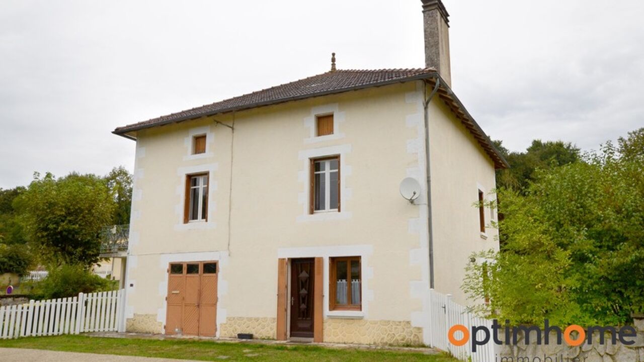 maison 6 pièces 149 m2 à vendre à Alloue (16490)