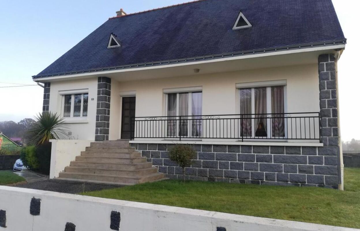 maison 5 pièces 88 m2 à vendre à Saint-Caradec-Trégomel (56540)