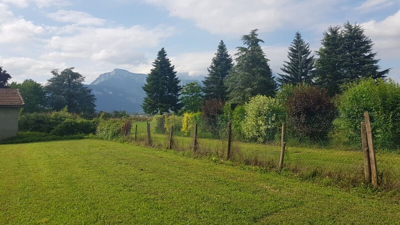 terrain  pièces 500 m2 à vendre à Saint-Jean-de-Moirans (38430)