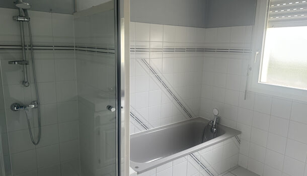 Villa / Maison 5 pièces  à louer Chaniers 17610