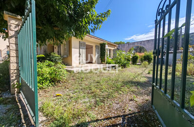 vente maison 230 000 € à proximité de Saint-Saturnin-Lès-Avignon (84450)