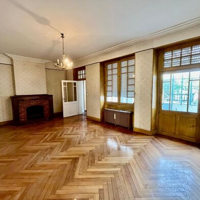 Maison 7 pièces 230000 €