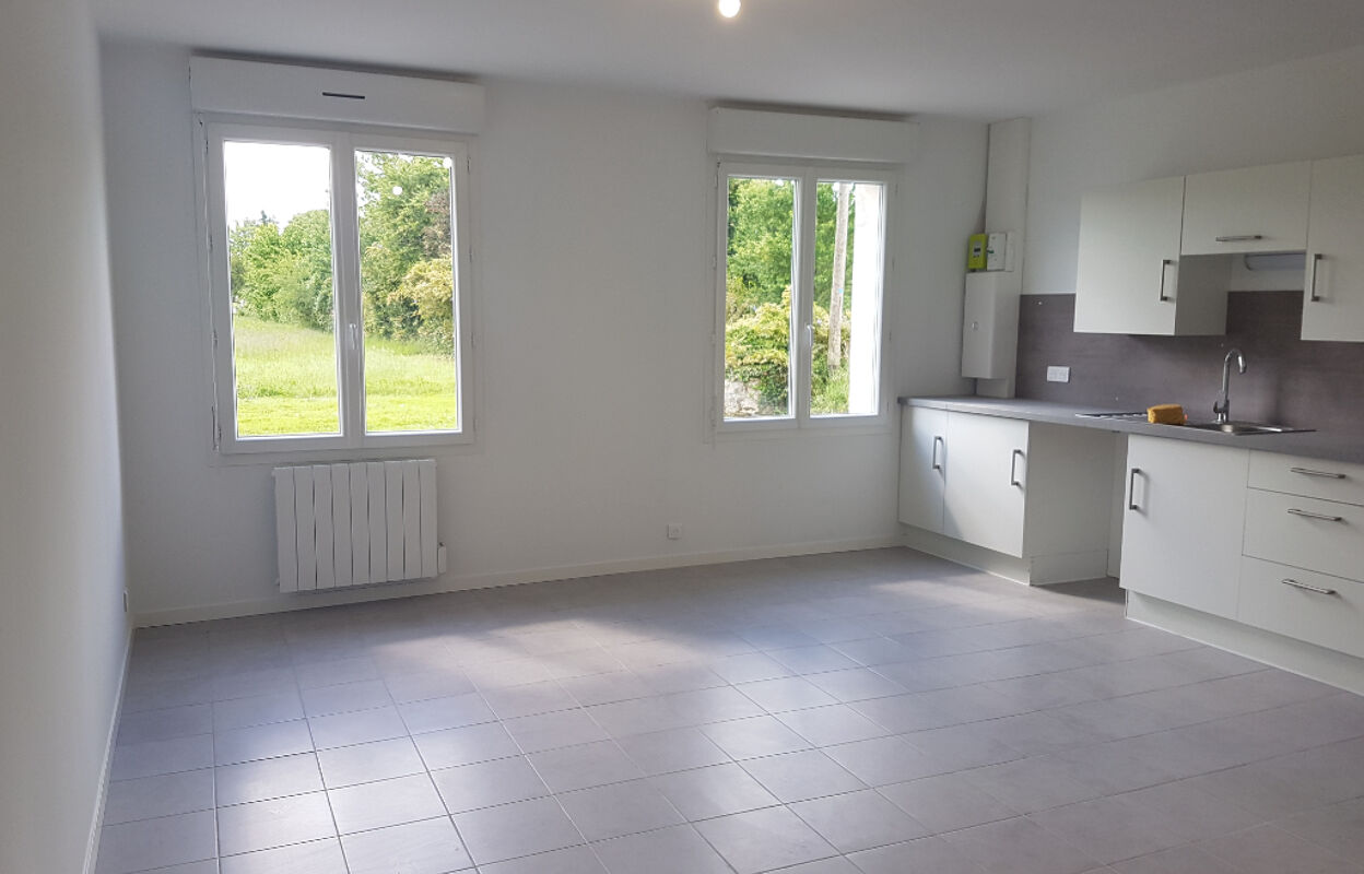 maison 4 pièces 83 m2 à louer à Sablons (33910)