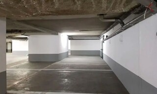 Garage   m² à vendre à Saint-Laurent-du-Var (06700)