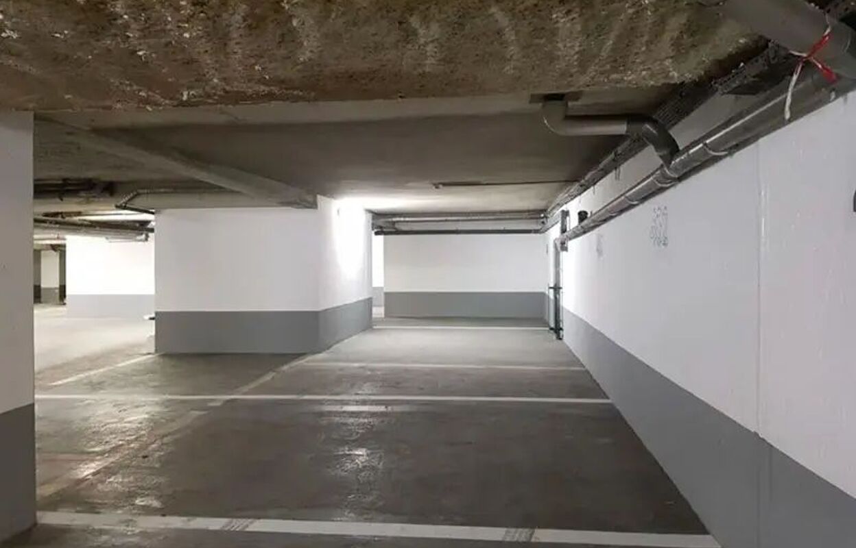 garage  pièces  m2 à vendre à Nice (06300)