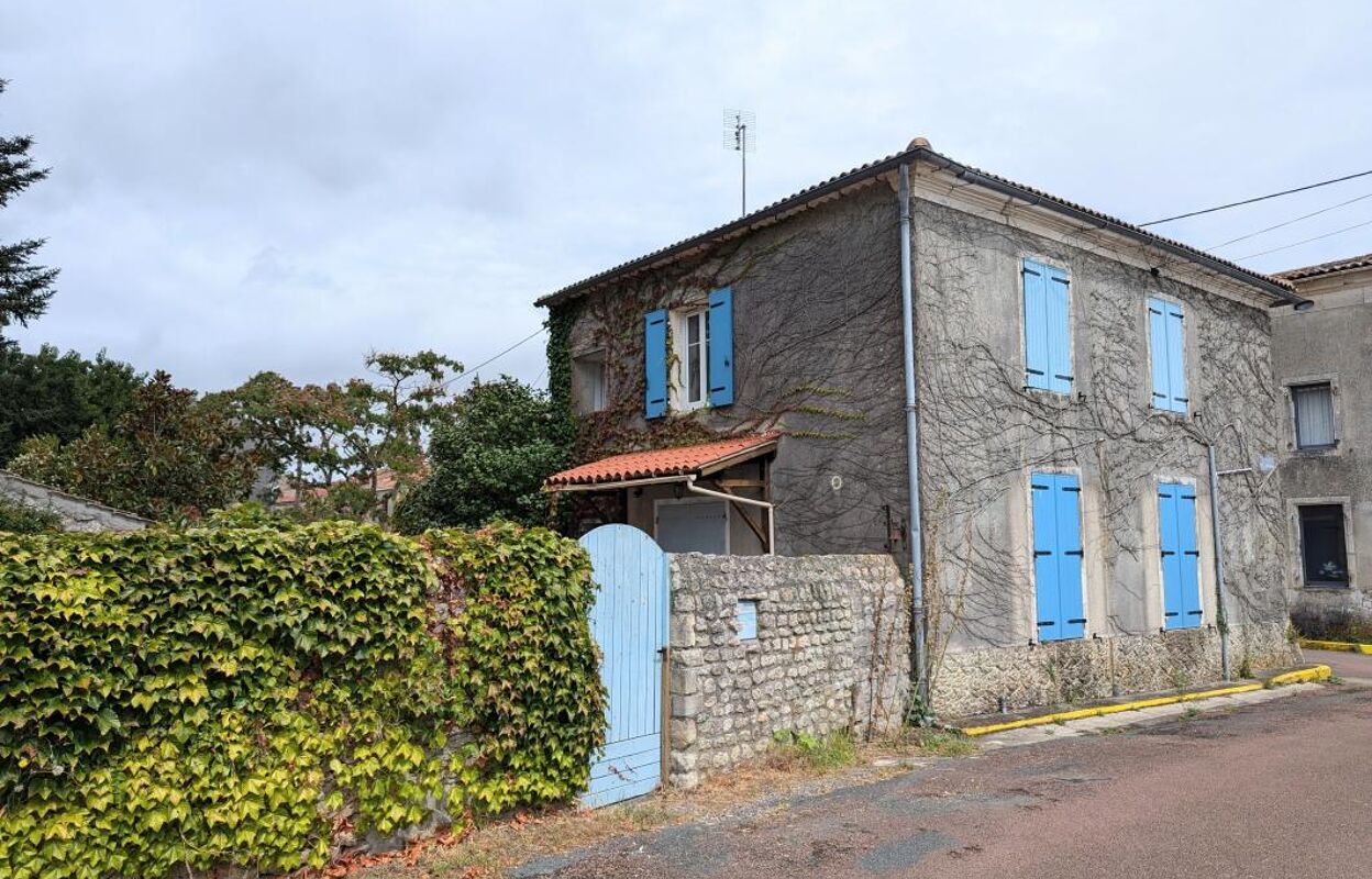 maison 4 pièces 109 m2 à vendre à Saint-Just-Luzac (17320)