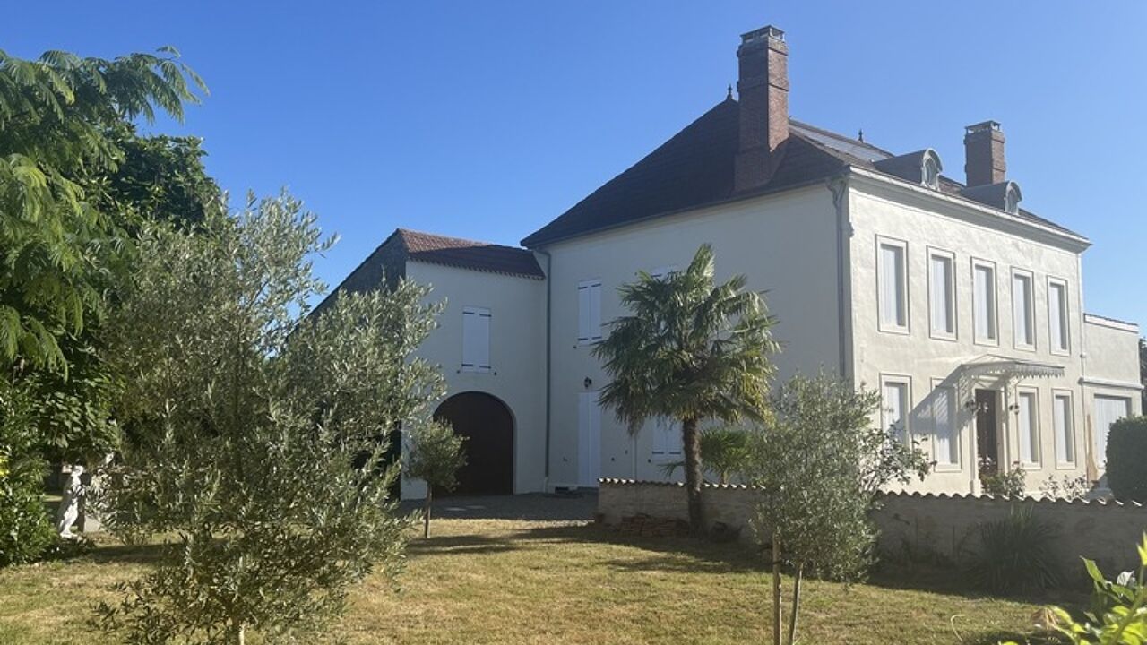 maison 10 pièces 372 m2 à vendre à Plaisance (32160)