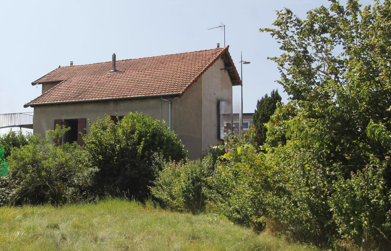 immeuble  pièces 160 m2 à vendre à Mably (42300)