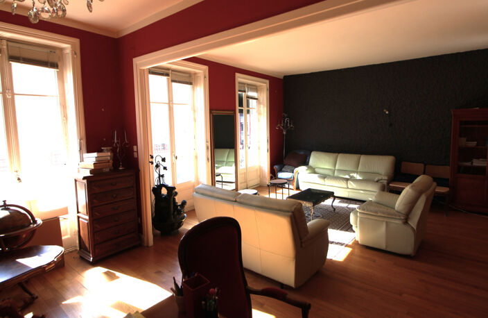 ROANNE CENTRE APPARTEMENT T6 — photo 3