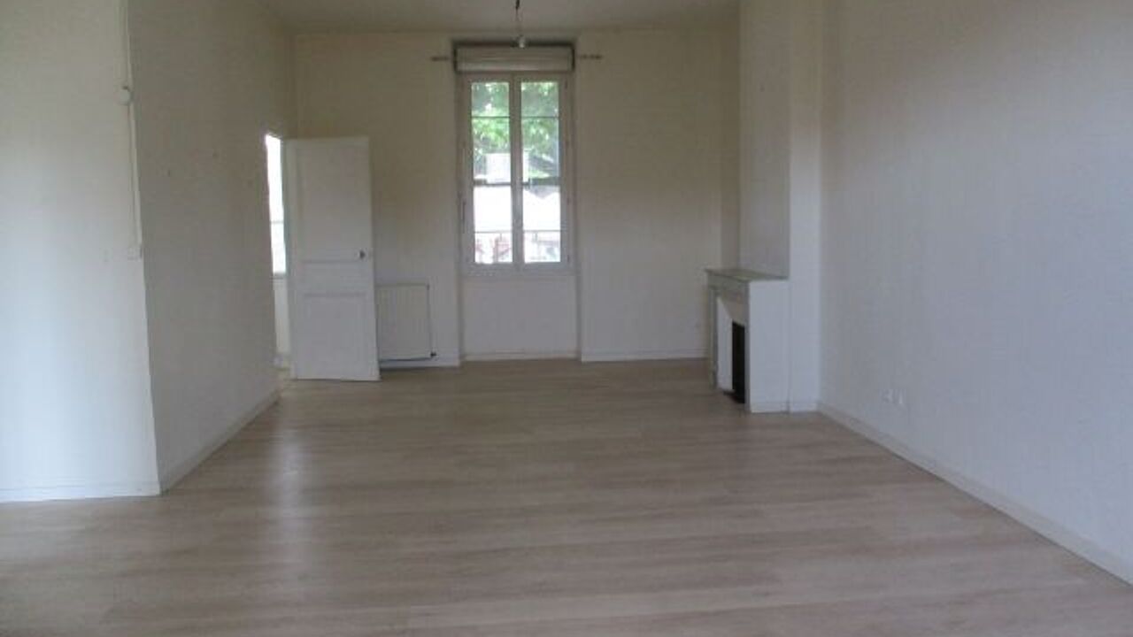 appartement 3 pièces 86 m2 à louer à Salon-de-Provence (13300)