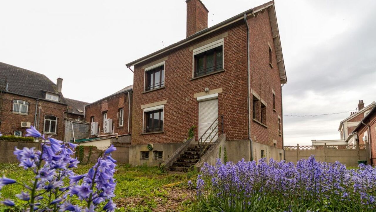 maison 4 pièces 119 m2 à vendre à Avesnes-sur-Helpe (59440)