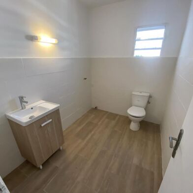 Bureau 2 pièces 800 €