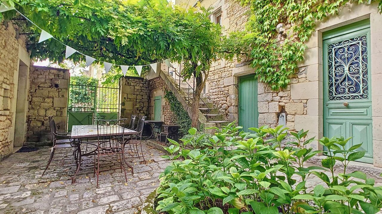 maison 11 pièces 345 m2 à vendre à Chauvigny (86300)