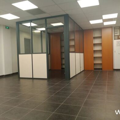 Commerce 1 pièce 58 m²