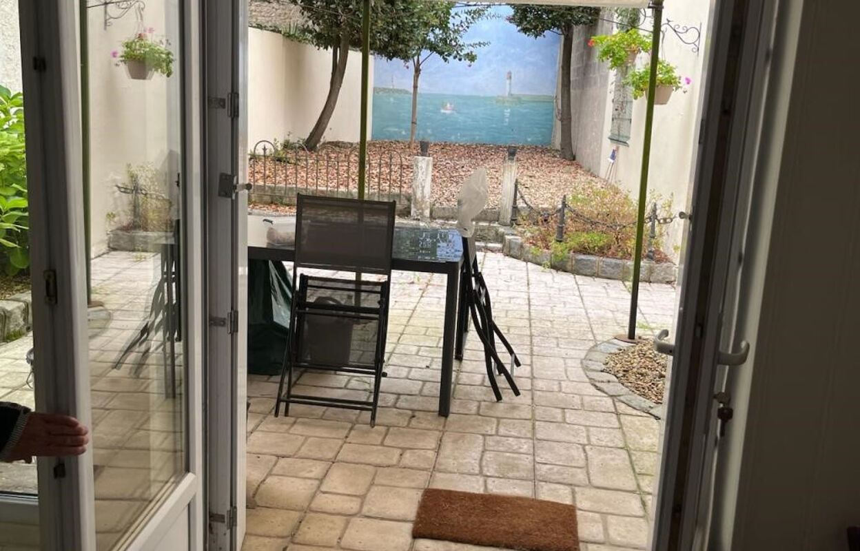 appartement 3 pièces 49 m2 à vendre à La Rochelle (17000)