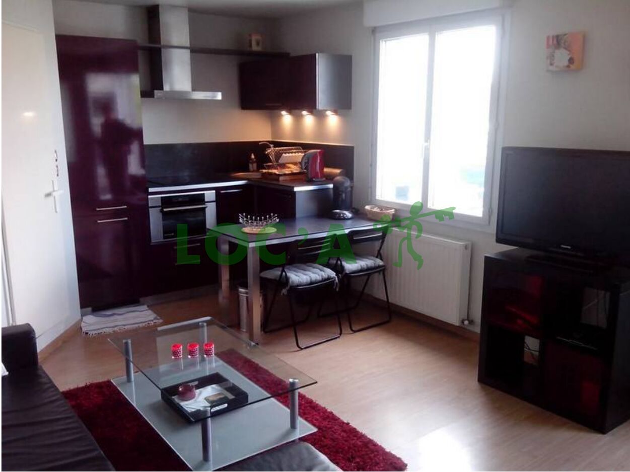 Location T1 30 m² à Lyon 8 960 ¤ CC /mois