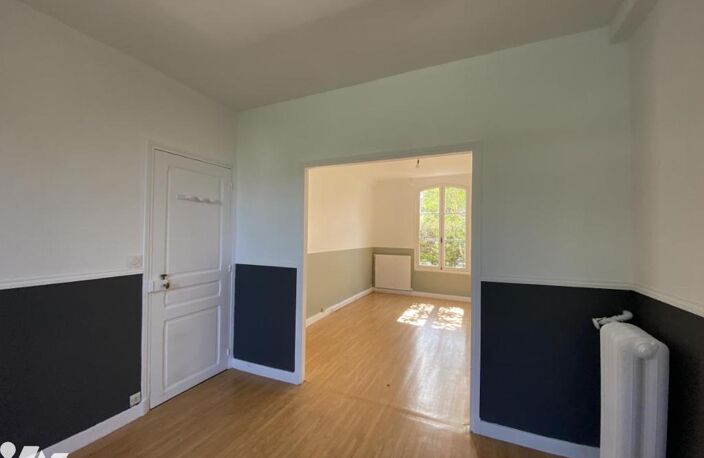 Vente maison 4 pièces 72 m² Senlis (60300) — photo 2