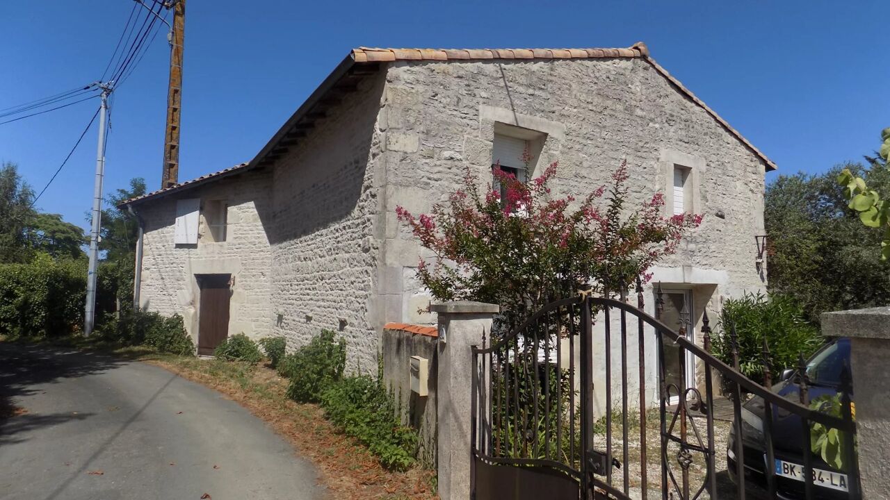 maison 5 pièces 99 m2 à vendre à Beauvoir-sur-Niort (79360)