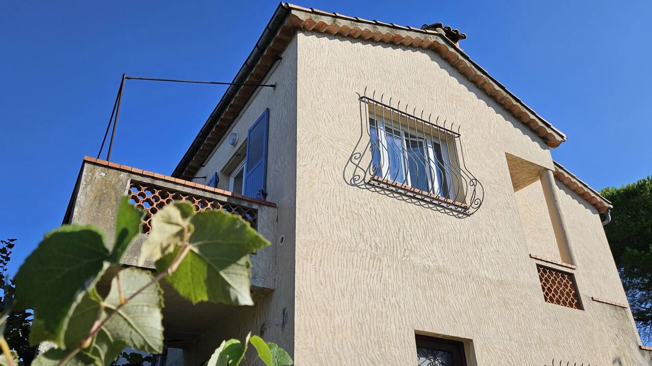 maison  pièces  m2 à vendre à Saint-Paul-de-Vence (06570)