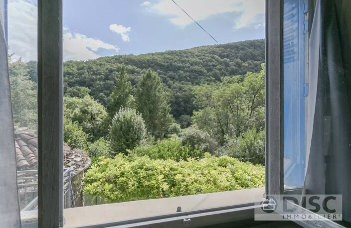 Belle maison avec terrasse dans un petit hameau. — photo 2
