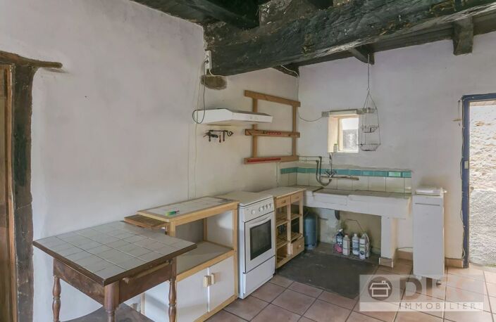 Belle maison avec terrasse dans un petit hameau. — photo 3
