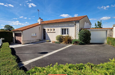 vente maison 117 660 € à proximité de Bazoges-en-Pareds (85390)